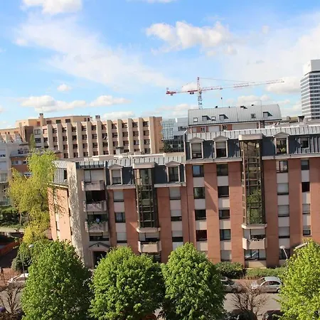 Cosy Balcon A 30min De Paris Apartment